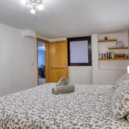 Etna-near Playa Flamingo