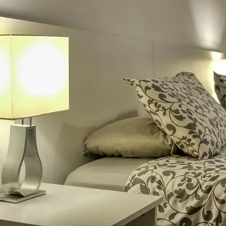 Etna-near Playa Flamingo Playa Blanca (Lanzarote)